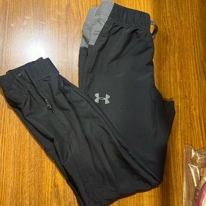 UA boys Black training pants